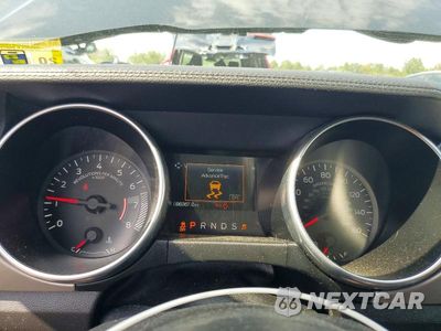 Zdjęcie 9 z 12 samochodu: 2019 FORD MUSTANG VIN:1FATP8UH8K5171128 - miniatura