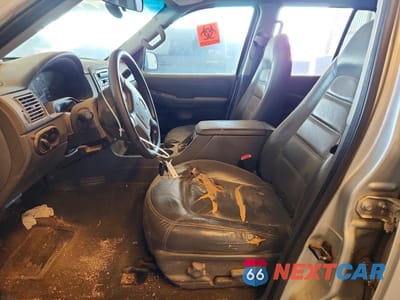 Zdjęcie 7 z 13 samochodu: 2002 FORD EXPLORER XLT VIN:1FMZU73E72UA11483 - miniatura