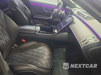 Piąte zdjęcie samochodu w środku: 2022 MERCEDES-BENZ S 580 4MATIC VIN:W1K6G7GB2NA127510 - miniatura
