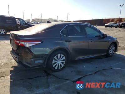 Trzecie zdjęcie samochodu z tyłu: 2019 TOYOTA CAMRY LE VIN:4T1B31HK4KU511911 - miniatura