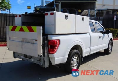 Trzecie zdjęcie samochodu z tyłu: 2023 FORD F150 SUPER CAB VIN:1FTEX1C85PKE05469 - miniatura
