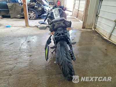 Czwarte zdjęcie samochodu z boku: 2019 KAWASAKI ER650 H VIN:JKAEREH14KDA35896 - miniatura