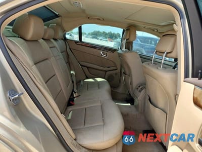 Zdjęcie 10 z 12 samochodu: 2010 MERCEDES-BENZ E 350 VIN:WDDHF5GB2AA175616 - miniatura