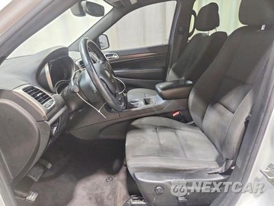 Zdjęcie 7 z 13 samochodu: 2018 JEEP GRAND CHEROKEE LAREDO VIN:1C4RJFAG4JC333899 - miniatura