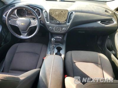 Zdjęcie 8 z 12 samochodu: 2018 CHEVROLET MALIBU LT VIN:1G1ZD5ST8JF211115 - miniatura