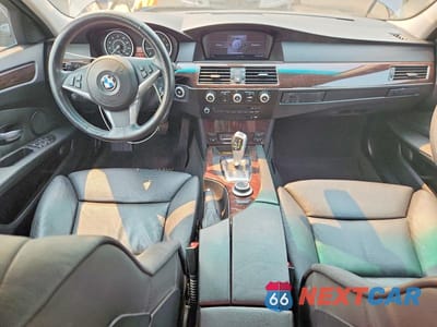 Zdjęcie 8 z 12 samochodu: 2008 BMW 528 I VIN:WBANU53528CT17493 - miniatura