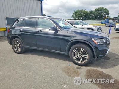 Czwarte zdjęcie samochodu z boku: 2020 MERCEDES-BENZ GLC 300 4MATIC VIN:WDC0G8EBXLF718073 - miniatura