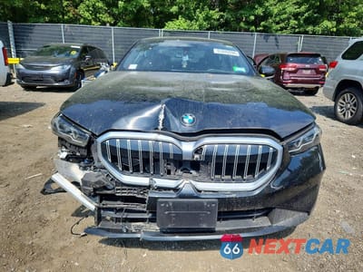 Piąte zdjęcie samochodu w środku: 2024 BMW 530 XI VIN:WBA53FJ06RCR00862 - miniatura