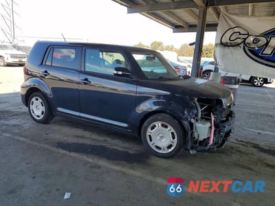 Czwarte zdjęcie samochodu z boku: 2013 SCION XB BASE VIN:JTLZE4FE6DJ045273 - miniatura