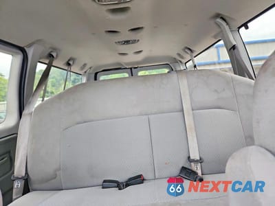 Zdjęcie 10 z 13 samochodu: 2013 FORD ECONOLINE E350 SUPER DUTY WAGON VIN:1FBNE3BL8DDB09115 - miniatura