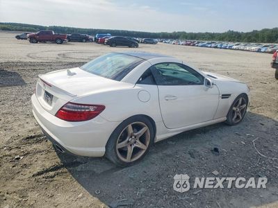 Trzecie zdjęcie samochodu z tyłu: 2016 MERCEDES-BENZ SLK 350 VIN:WDDPK5HA8GF120130 - miniatura