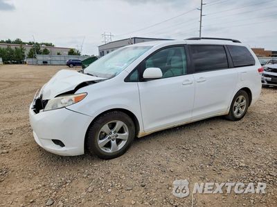 2012 TOYOTA SIENNA LE 5TDKK3DC5CS253096 - główne zdjęcie licytacji z USA - miniatura