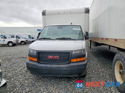 Piąte zdjęcie samochodu w środku: 2021 GMC SAVANA CUTAWAY 3500 BOX TRUCK VIN:7GZ37TC77MN011348 - miniatura
