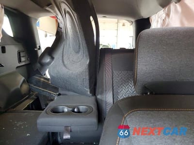 Zdjęcie 10 z 13 samochodu: 2024 CHEVROLET EQUINOX LT VIN:3GNAXUEGXRS155553 - miniatura