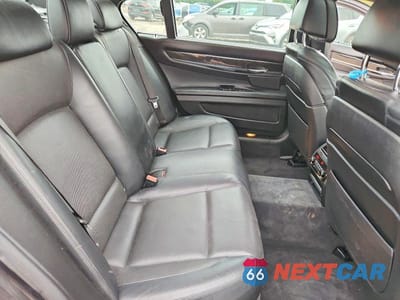 Zdjęcie 10 z 12 samochodu: 2015 BMW 750 LXI VIN:WBAYF8C5XFD654915 - miniatura