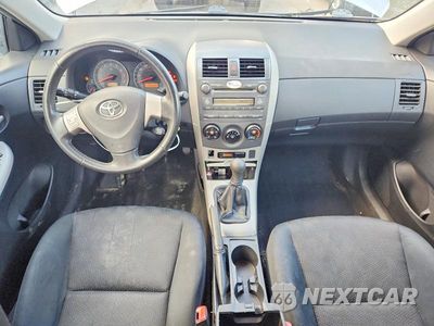Zdjęcie 8 z 12 samochodu: 2010 TOYOTA COROLLA S VIN:1NXBU4EE2AZ273925 - miniatura