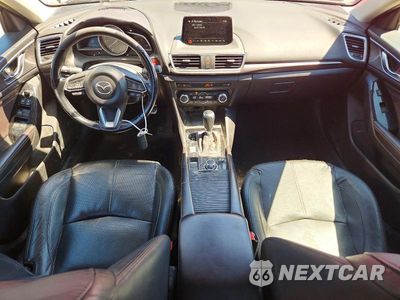 Zdjęcie 8 z 13 samochodu: 2018 MAZDA 3 GRAND TOURING VIN:3MZBN1W39JM178745 - miniatura