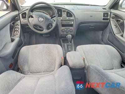 Zdjęcie 8 z 12 samochodu: 2006 HYUNDAI ELANTRA GLS VIN:KMHDN46D56U236936 - miniatura