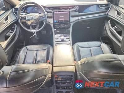 Zdjęcie 8 z 13 samochodu: 2023 JEEP GRAND CHEROKEE L OVERLAND VIN:1C4RJKDG1P8782621 - miniatura