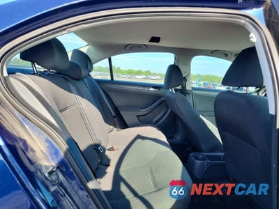 Zdjęcie 10 z 12 samochodu: 2011 VOLKSWAGEN JETTA BASE VIN:3VW2K7AJ6BM096409 - miniatura