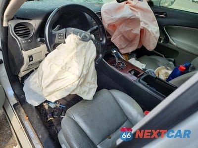 Zdjęcie 8 z 12 samochodu: 2006 LEXUS IS 350 VIN:JTHBE262265009551 - miniatura