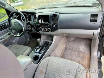 Zdjęcie 7 z 10 samochodu: 2005 TOYOTA TACOMA ACCESS CAB VIN:5TEUU42N65Z125386 - miniatura