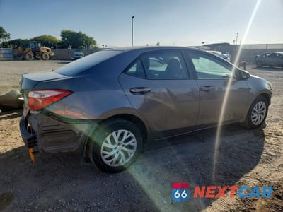 Trzecie zdjęcie samochodu z tyłu: 2017 TOYOTA COROLLA LE VIN:5YFBURHE4HP702776 - miniatura
