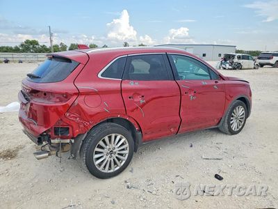 Trzecie zdjęcie samochodu z tyłu: 2019 LINCOLN MKC VIN:5LMCJ1C90KUL18909 - miniatura