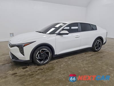 2026 KIA K4 EX 3KPFU4DE8TE313241 - główne zdjęcie licytacji z USA - miniatura