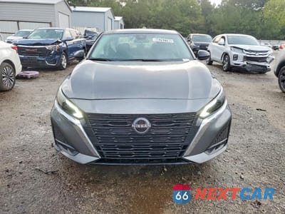 Piąte zdjęcie samochodu w środku: 2025 NISSAN ALTIMA SV VIN:1N4BL4DV0SN364914 - miniatura