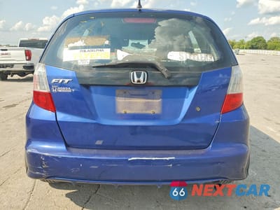 Zdjęcie 6 z 12 samochodu: 2010 HONDA FIT VIN:JHMGE8H2XAC012112 - miniatura