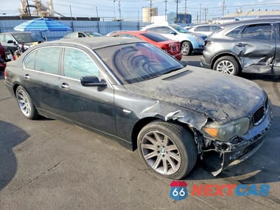 Czwarte zdjęcie samochodu z boku: 2005 BMW 745 LI VIN:WBAGN63535DS58990 - miniatura