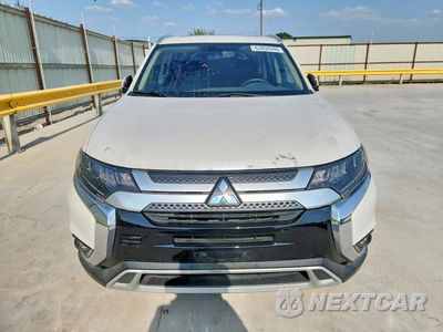 Piąte zdjęcie samochodu w środku: 2019 MITSUBISHI OUTLANDER SE VIN:JA4AD3A32KZ006443 - miniatura