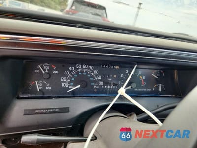 Zdjęcie 9 z 12 samochodu: 1998 BUICK LESABRE CUSTOM VIN:1G4HP52K3WH412834 - miniatura