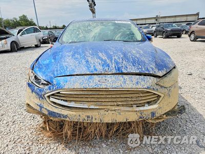 Piąte zdjęcie samochodu w środku: 2017 FORD FUSION S VIN:3FA6P0G73HR213471 - miniatura