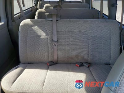 Zdjęcie 10 z 13 samochodu: 2024 CHEVROLET EXPRESS G3500 LS VIN:1GAZGNF76R1253652 - miniatura