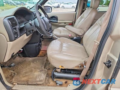 Zdjęcie 7 z 13 samochodu: 2001 CHEVROLET VENTURE VIN:1GNDX03E71D206518 - miniatura