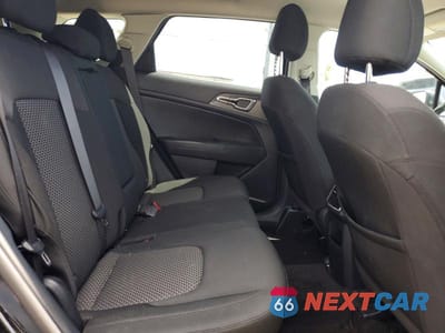 Zdjęcie 11 z 13 samochodu: 2023 KIA SPORTAGE LX VIN:KNDPU3AF1P7034974 - miniatura