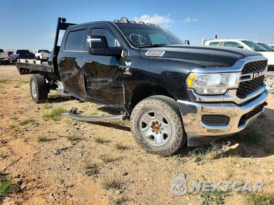 Czwarte zdjęcie samochodu z boku: 2024 RAM 2500 VIN:3C6UR5HL1RG411443 - miniatura