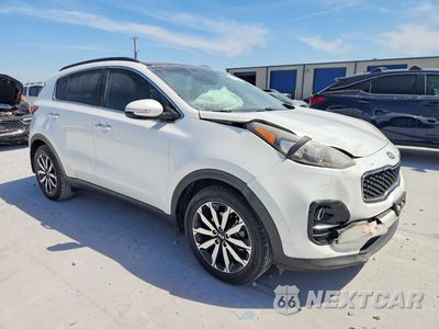 Czwarte zdjęcie samochodu z boku: 2018 KIA SPORTAGE EX VIN:KNDPN3AC4J7365865 - miniatura