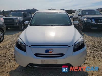 Piąte zdjęcie samochodu w środku: 2012 TOYOTA RAV4 EV BASE VIN:2T3YL4DV6CW001242 - miniatura