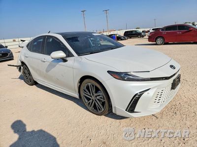 Czwarte zdjęcie samochodu z boku: 2025 TOYOTA CAMRY XSE VIN:4T1DBADK0SU513415 - miniatura