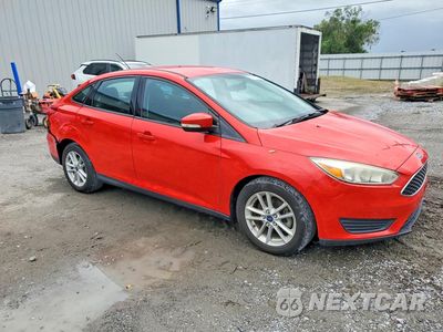 Czwarte zdjęcie samochodu z boku: 2015 FORD FOCUS SE VIN:1FADP3F22FL207915 - miniatura