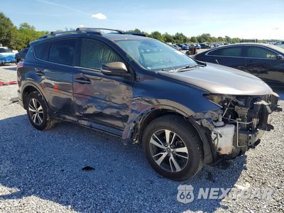 Czwarte zdjęcie samochodu z boku: 2018 TOYOTA RAV4 XLE VIN:JTMWFREV9JJ741423 - miniatura
