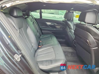 Zdjęcie 10 z 12 samochodu: 2018 BMW 750 I VIN:WBA7F0C59JGM22648 - miniatura