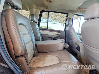 Zdjęcie 10 z 12 samochodu: 2005 FORD EXPLORER EDDIE BAUER VIN:1FMZU64W45UB37645 - miniatura