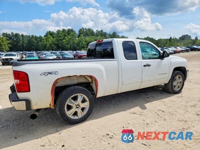 Trzecie zdjęcie samochodu z tyłu: 2012 CHEVROLET SILVERADO K1500 LT VIN:1GCRKSE74CZ304595 - miniatura