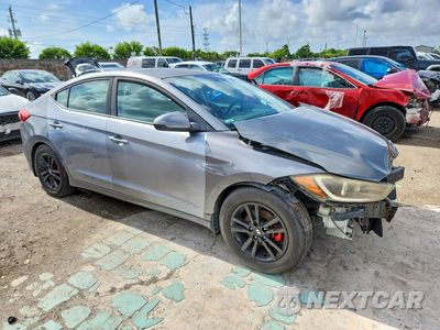 Czwarte zdjęcie samochodu z boku: 2018 HYUNDAI ELANTRA SE VIN:5NPD74LFXJH351863 - miniatura