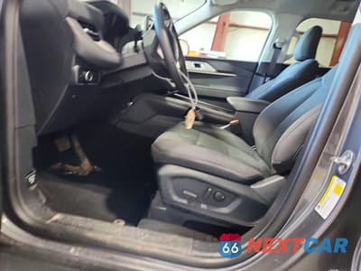 Zdjęcie 7 z 13 samochodu: 2025 FORD EXPLORER ACTIVE VIN:1FMUK8DH9SGA21204 - miniatura