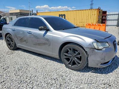 Czwarte zdjęcie samochodu z boku: 2016 CHRYSLER 300C VIN:2C3CCAEG2GH351065 - miniatura